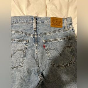 light wash levi’s dad jean size 27